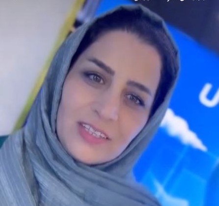 صفحه اصلی 22 خانم امینی
